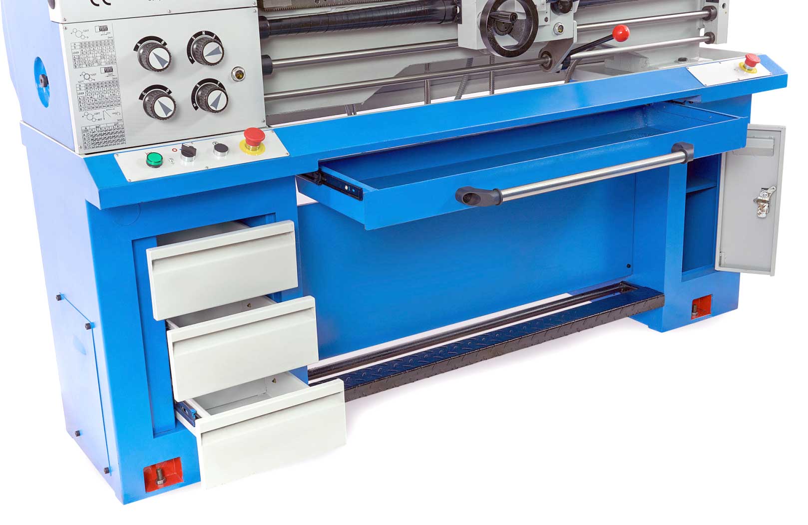 HBM 360 x 1000, profesionální hrotový soustruh na kov, vrtání osy vřetene 50 mm, 3 převodovky v oleji, 3-osé digitální odměřování s LCD, plně vybavený, motor 1.5 kW, 400 V, 650 kg