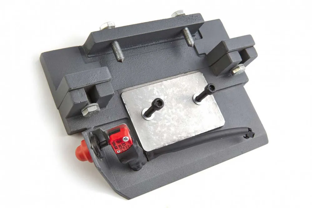 Elektrický strojní posuv podélný (osa X), vhodný pro frézky typu WM 18, BF 30...