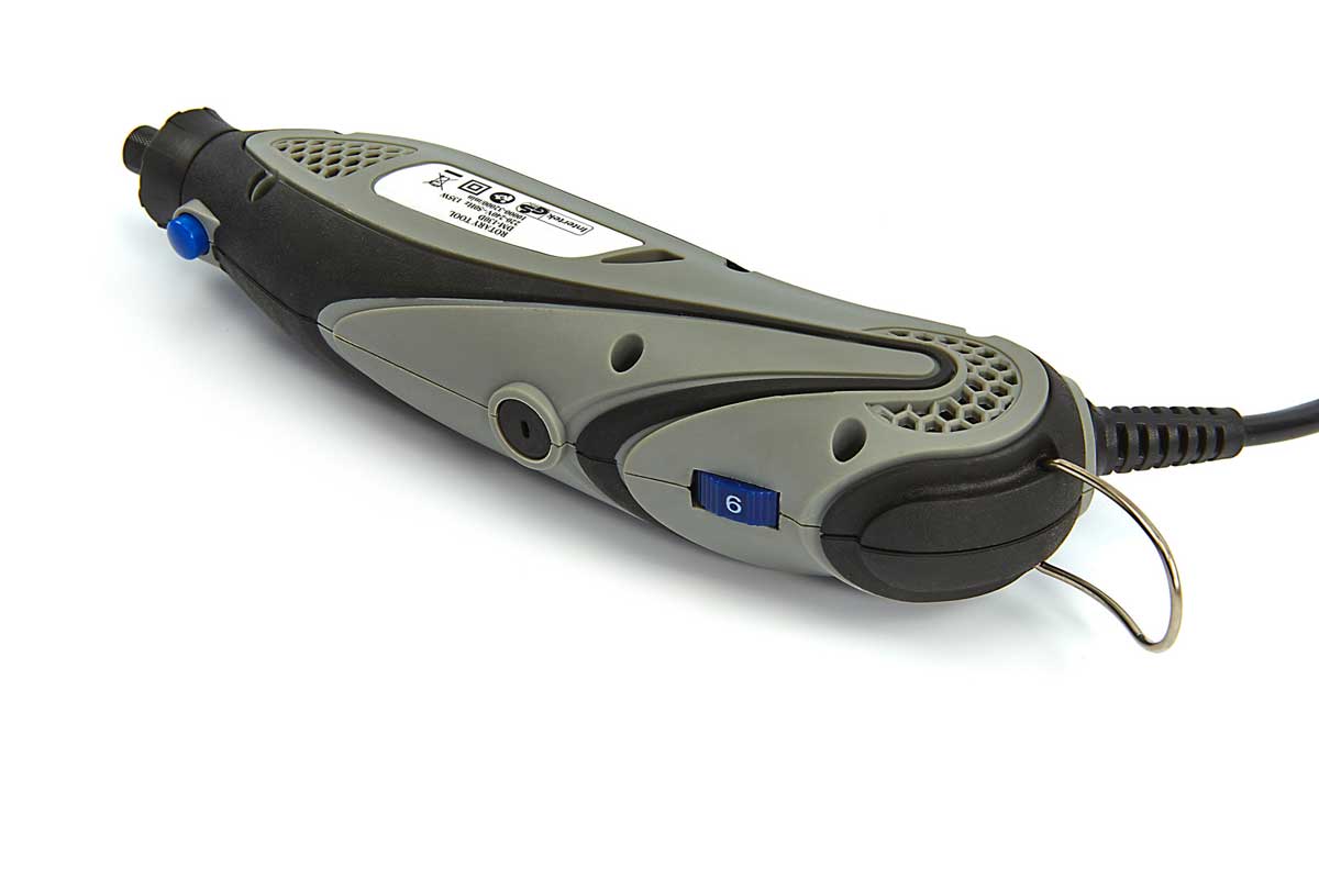 Malá ruční bruska - multinástroj pro gravírování a jemné práce, vario otáčky 10 - 32 tis ot/min, sada příslušenství, flexibilní hadice, 190 dílů