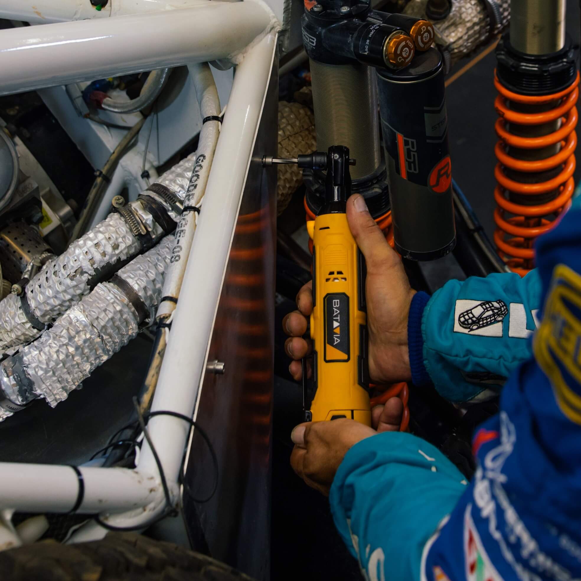 Aku bezdrátový ráčnový klíč nejen pro kutily, 12V Li-Ion, bez baterie a nabíječky, bateriová platforma FIXXPACK BATAVIA