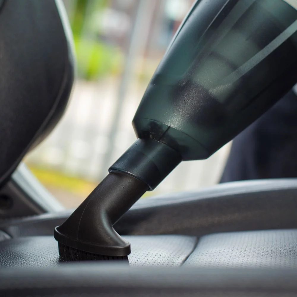 AKU bezdrátový, ruční vysavač 18V Li-Ion, sací výkon 4,1kPA, bez baterie a nabíječky, bateriová platforma MAXXPACK BATAVIA