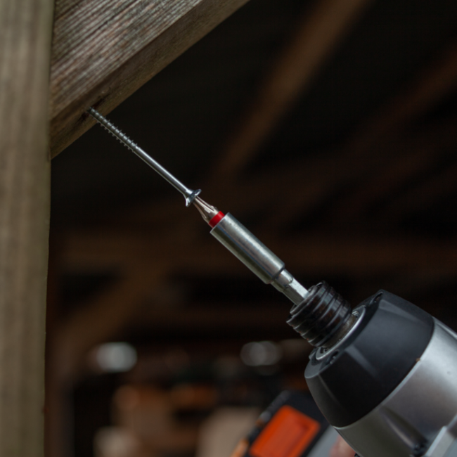 AKU bezdrátový, rázový utahovák, 2200/3000 otáček/rázů za min., kroutící moment 150 Nm, 18V Li-Ion, bez baterie a nabíječky, bateriová platforma MAXXPACK BATAVIA