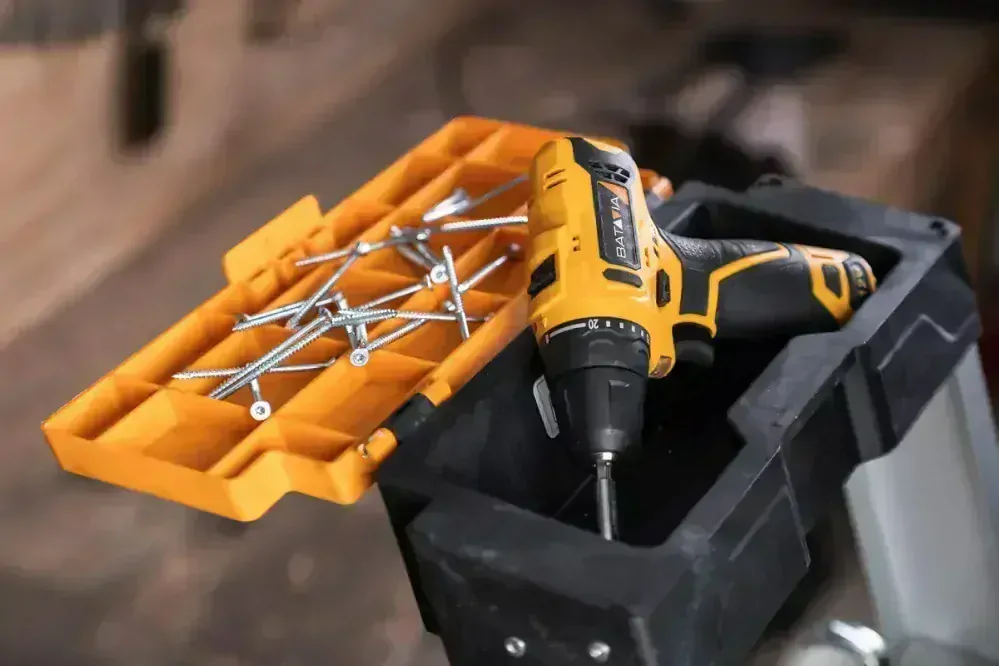 Hliníkový multifunkční kombinovaný žebřík 3v1, 6 až 9 příček, pracovní výška až 3,5 m, s přihrádkou na nářadí, nosnost 150 kg, BATAVIA