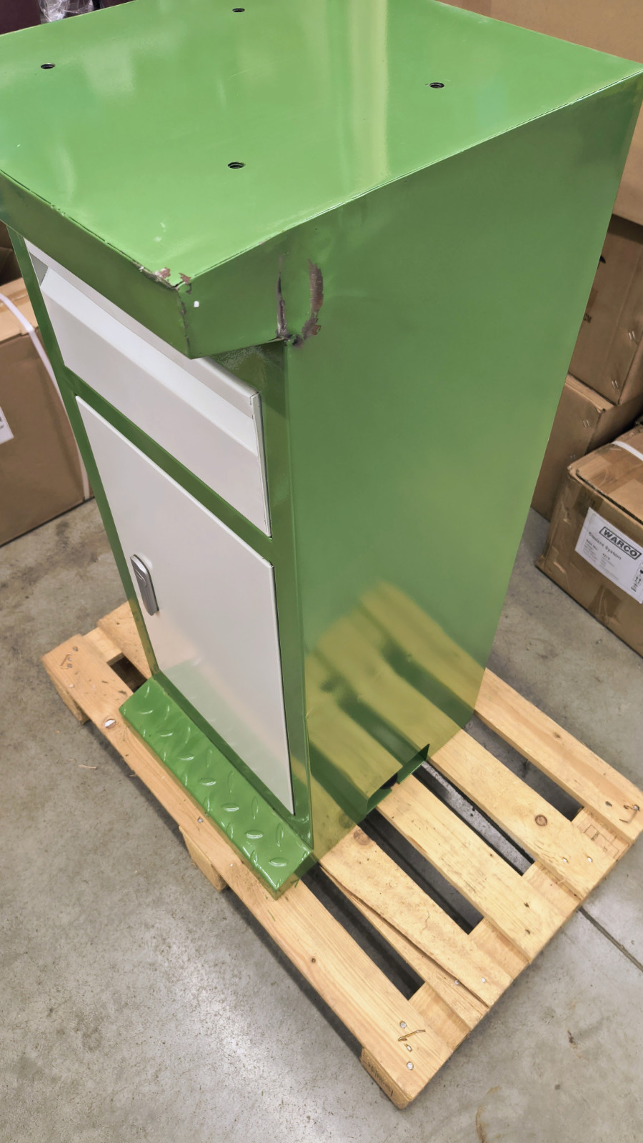 Podstavec s úložným prostorem pro frézku WM 14, Warco - lehce poškozený