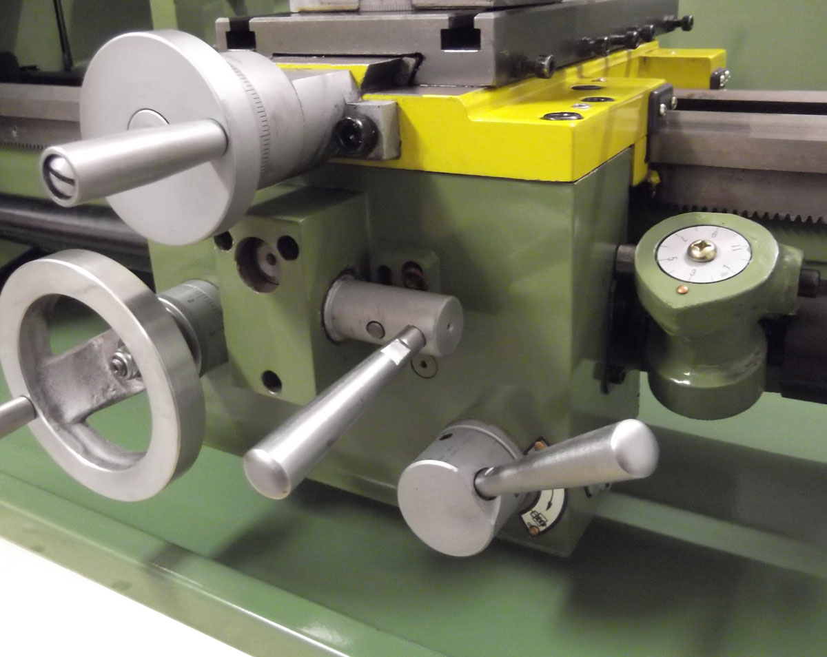 Warco WM 250V, stolní soustruh na kov, variabilní otáčky, AC motor-invertor 130kg