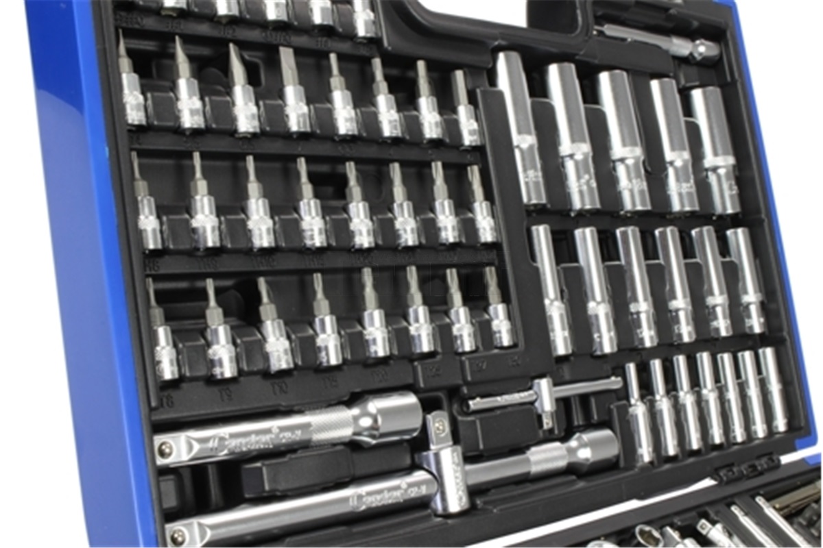 Gola sada 1/4" - 3/8" - 1/2", 6 hran 4 - 32 mm, 180 dílů, Condor Werkzeug