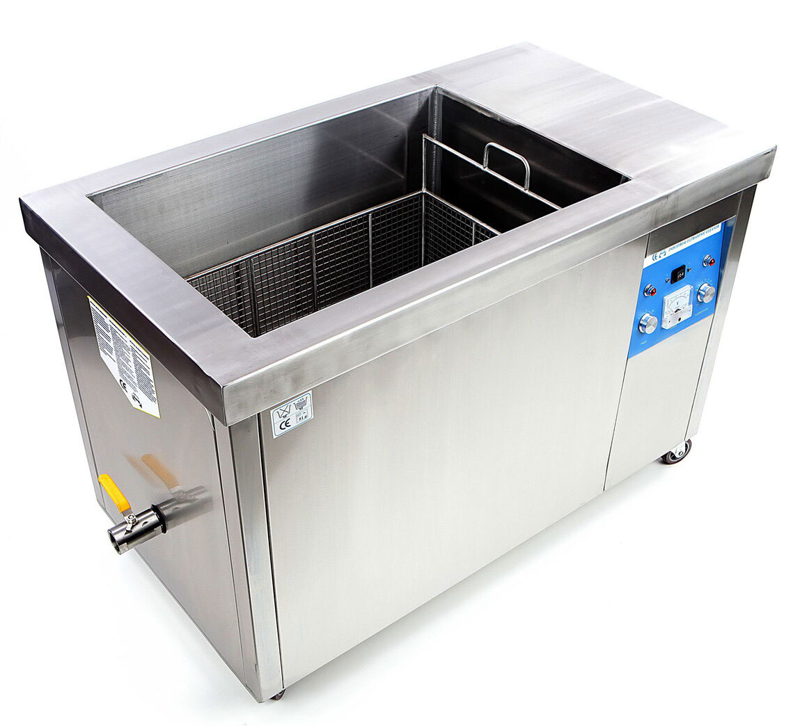 HBM Průmyslová ultrazvuková čistička 40l s ohřevem, celkový výkon až 2720 W