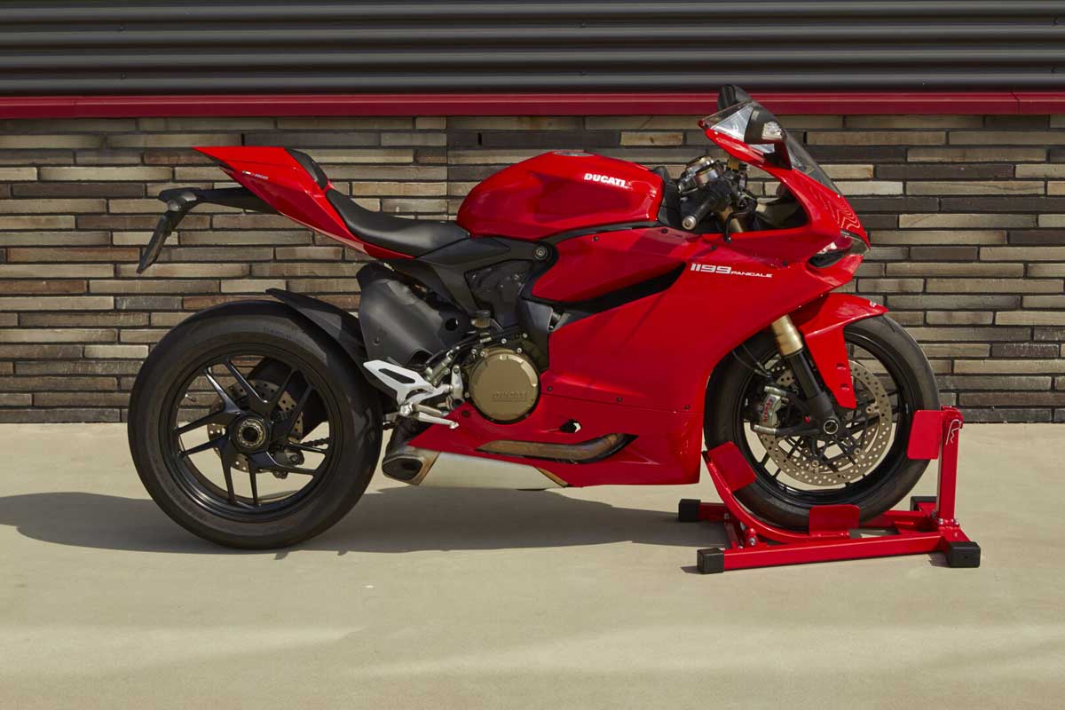 Motocyklový protipojezdový stojan pro uchycení přední pneumatiky - Model 2