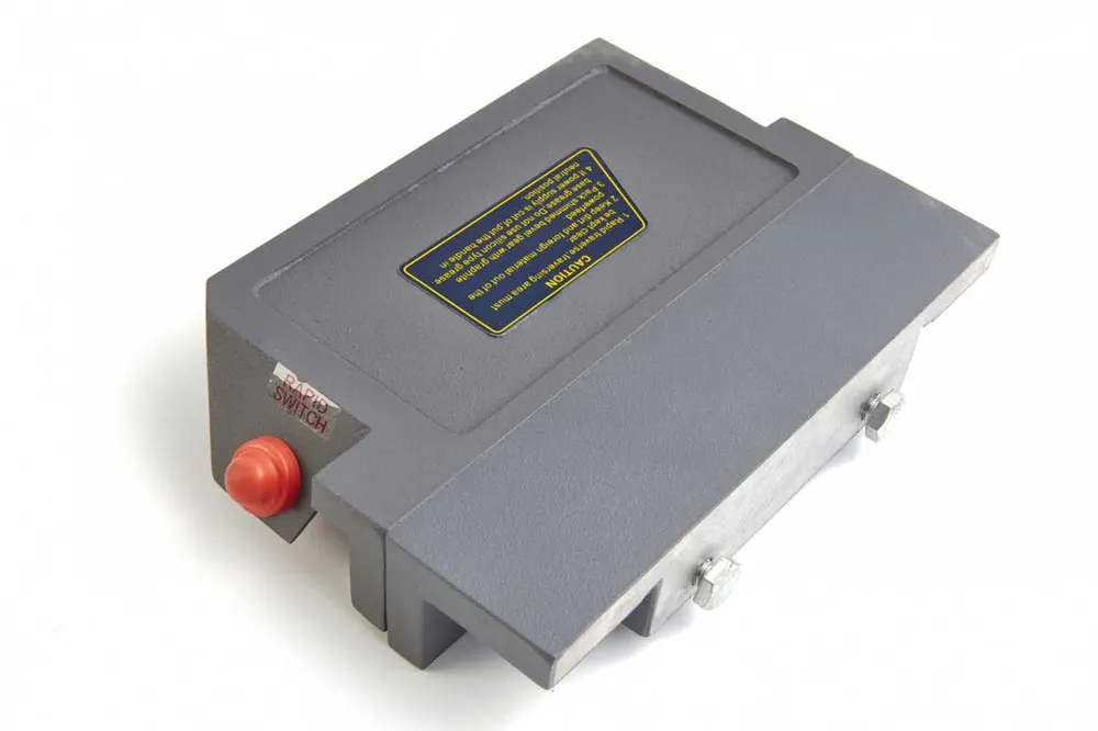 Elektrický strojní posuv podélný (osa X), vhodný pro frézky typu WM 18, BF 30...