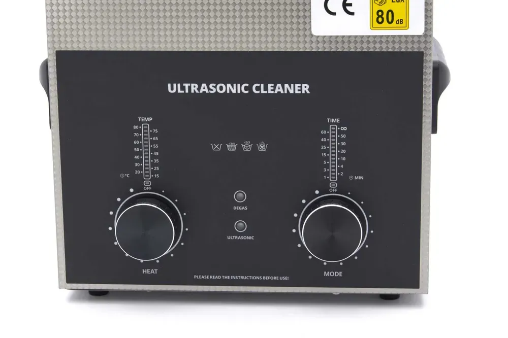 Precizní ultrazvuková čistička 3.2l s ohřevem, funkce "DEGAS", celkový výkon až 220 W