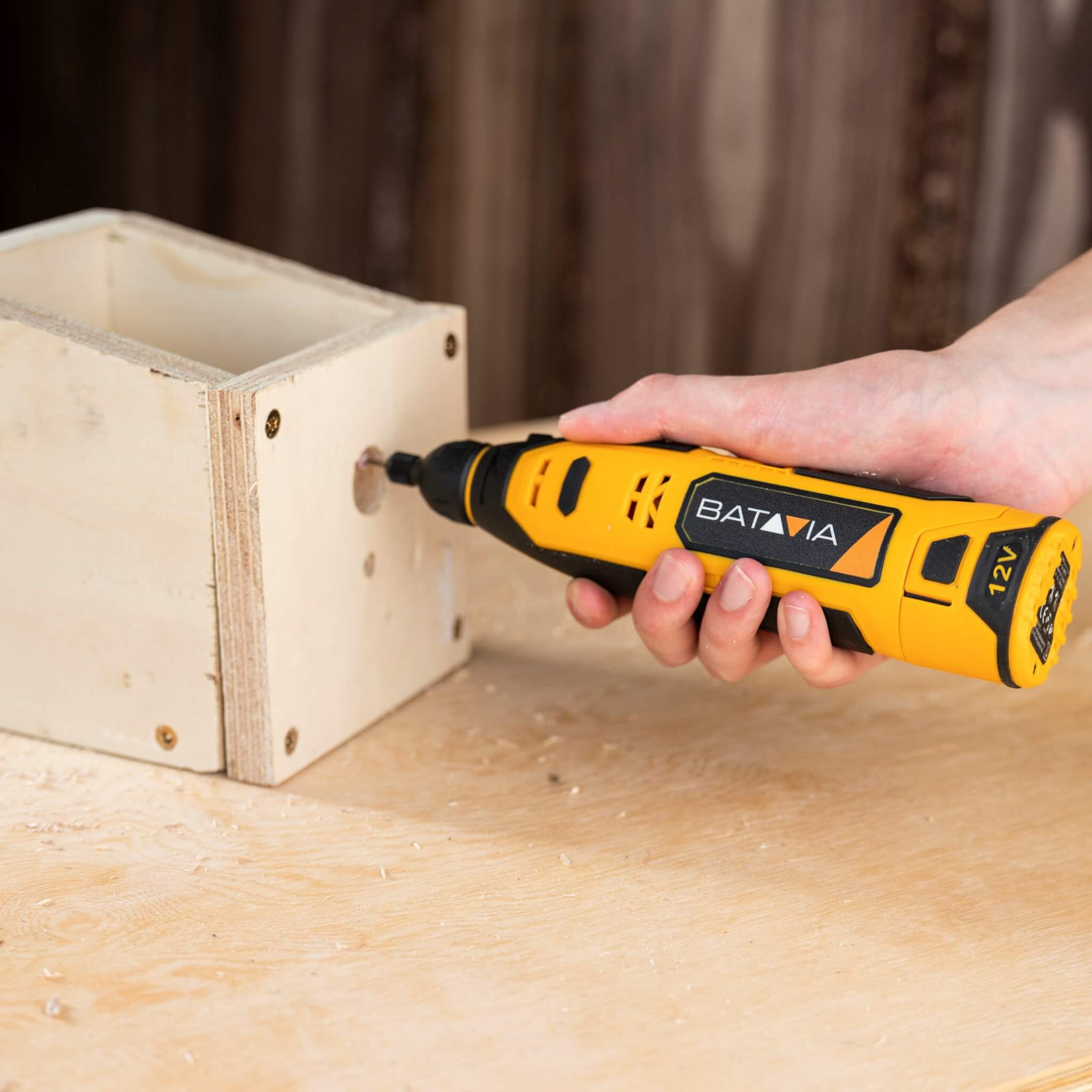 Aku bezdrátový multifunkční rotační nástroj Combitool, vrtačka, frézka, leštička a bruska nejen pro kutily, 12V Li-Ion, bez baterie a nabíječky, FIXXPACK BATAVIA