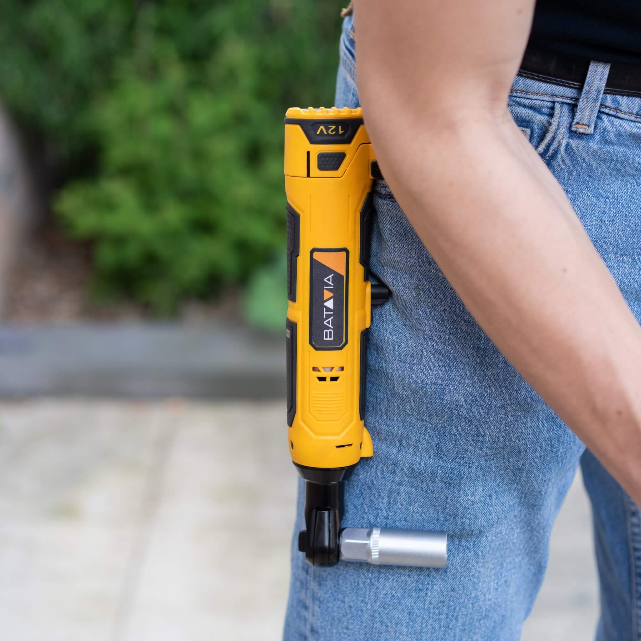 Aku bezdrátový ráčnový klíč nejen pro kutily, 12V Li-Ion, bez baterie a nabíječky, bateriová platforma FIXXPACK BATAVIA