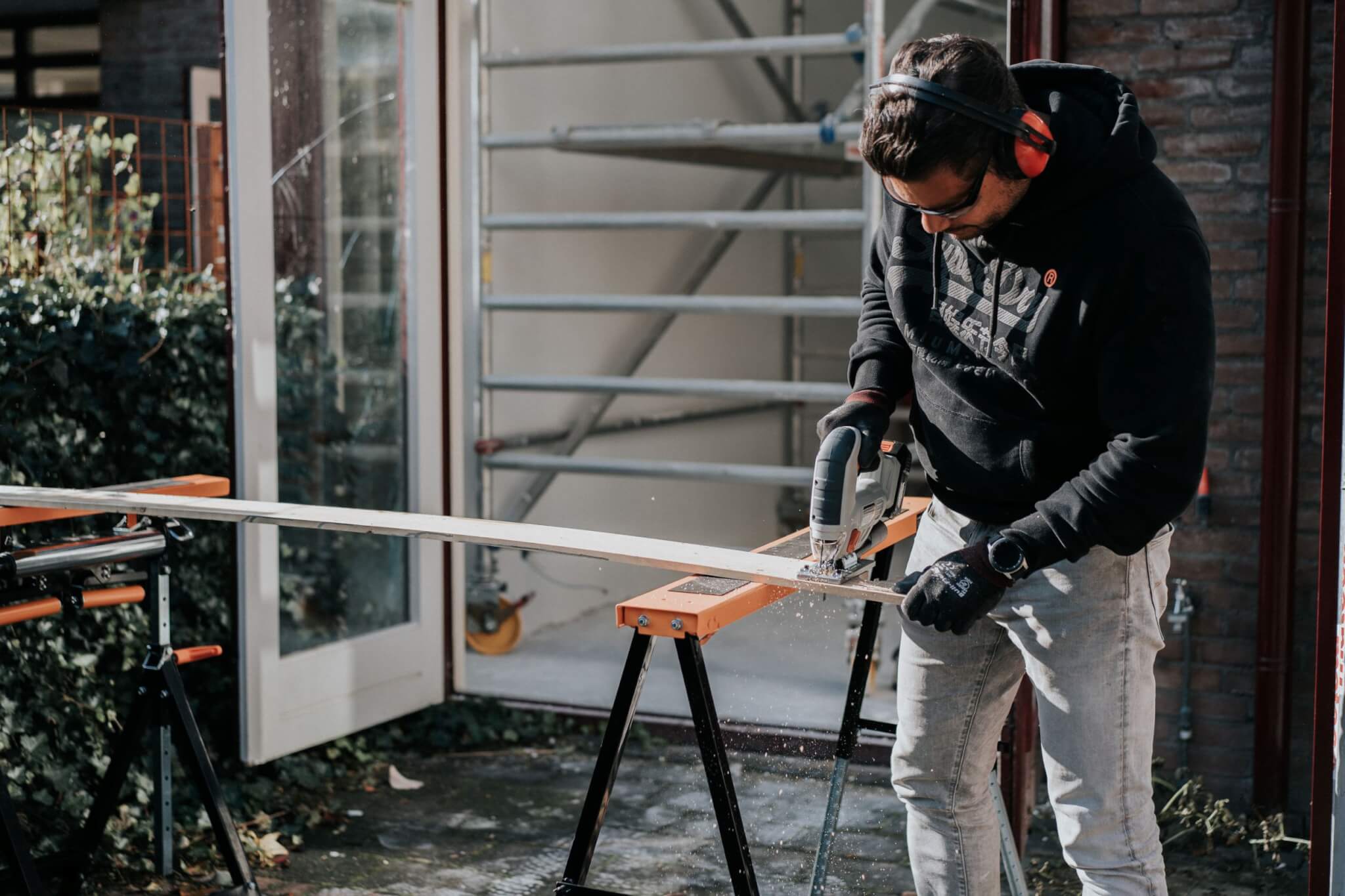 Aku bezdrátová přímočará, stavitelná pilka, 18V Li-Ion, bez baterie a nabíječky, bateriová platforma MAXXPACK BATAVIA