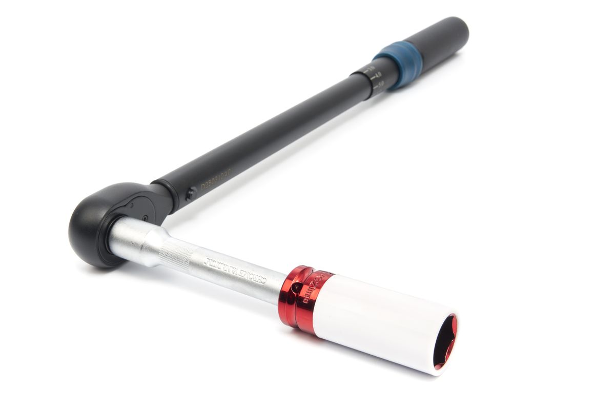 Klíč momentový 1/2“, rozsah 20 - 210 Nm, se sadou nástavců