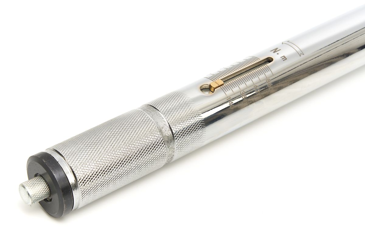 Profesionální momentový klíč 1", rozsah 140-980 Nm