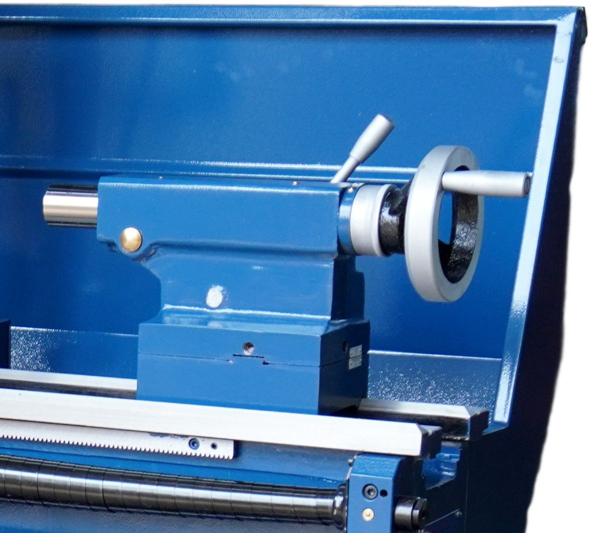 HBM 360 x 1000 DRO vario, profesionální hrotový soustruh na kov, vrtání osy vřetene 51 mm, variabilní otáčky, 3-osé digitální odměřování s LCD, plně vybavený, motor 2.2 kW, 400 V, 650 kg