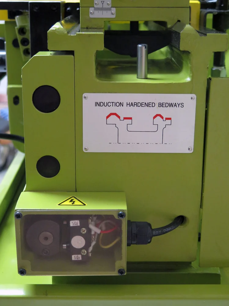 Warco GH1322 klasický hrotový soustruh na kov s převodovkou, 230V - 600 kg