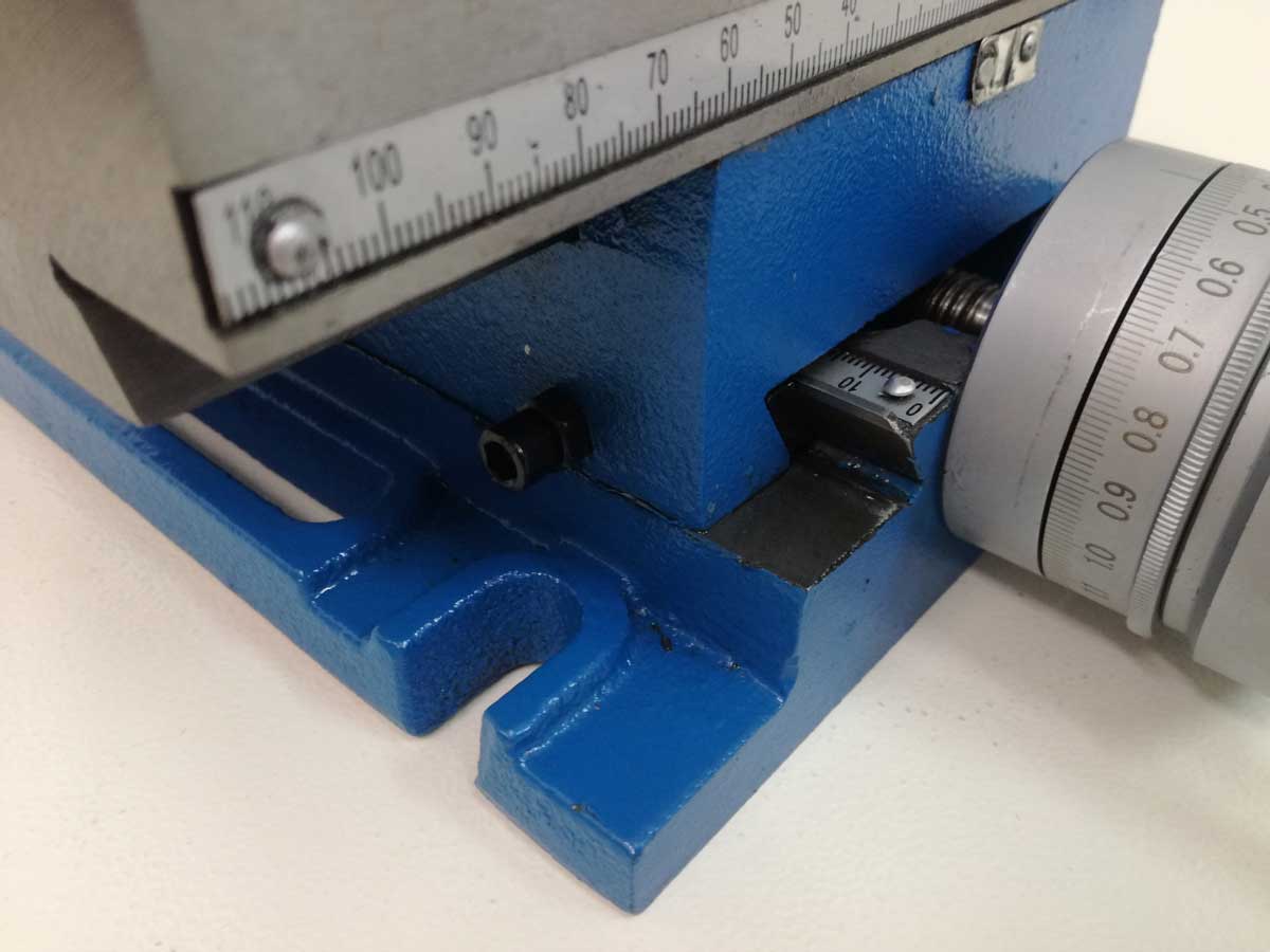 Křížový stůl 225 x 175 mm pro frézování nebo vrtání, 17 kg