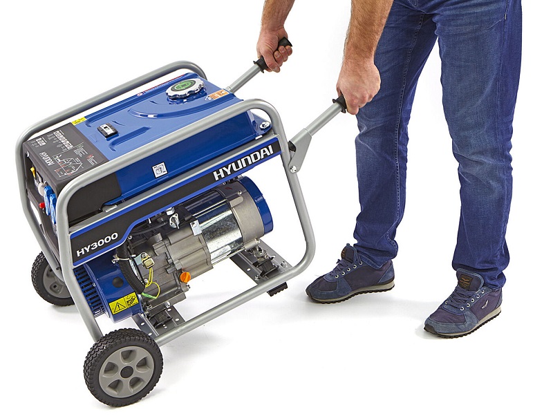 Generátor, elektrocentrála, agregát 2.5 kW, benzínový motor 6.5 HP OHV, HYUNDAI