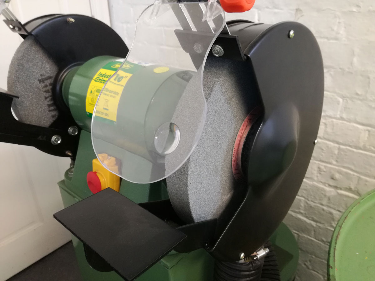 Robustní průmyslová bruska 10" se stojanem a odsáváním, 3 fáze - 55 kg, Warco