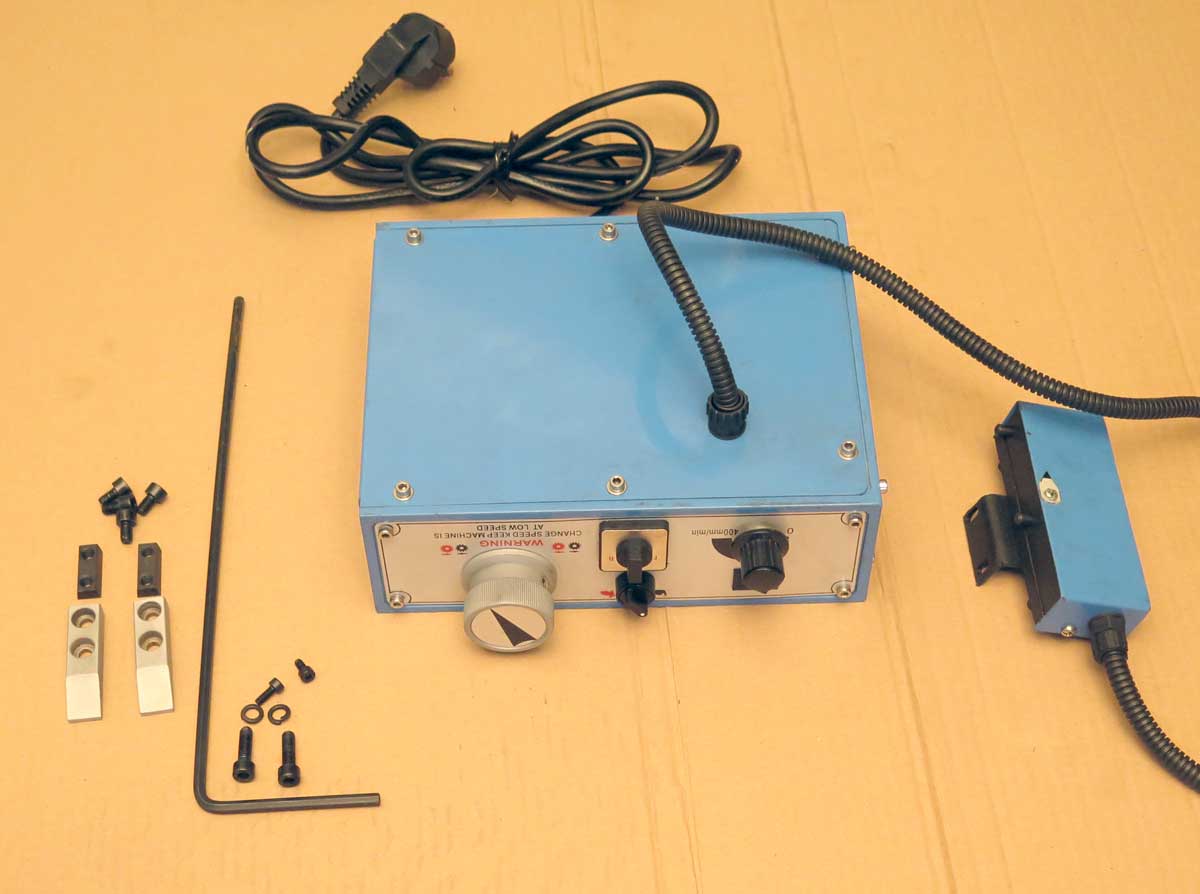 Elektrický strojní posuv - přímo kompatibilní s frézkou BF 25, WM 16