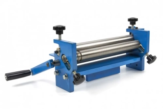 Ruční průmyslová zakružovačka-stáčečka plechu, 300 x 2.5 mm, vhodná též pro upnutí do svěráku, 15 kg