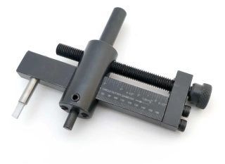 Vykružovací hlava na plech pro frézku nebo vrtačku, rozsah 40 - 165 mm, upnutí 12 mm