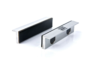 Hliníkové čelisti s gumou a přídržnými magnety pro svěrák, šířka 100 mm