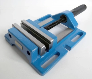 Přesný strojní svěrák pod vrtačku a frézku - šířka čelistí 125 mm, Warco